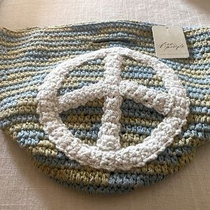 Free People Cali Crochet Clutch new in bag